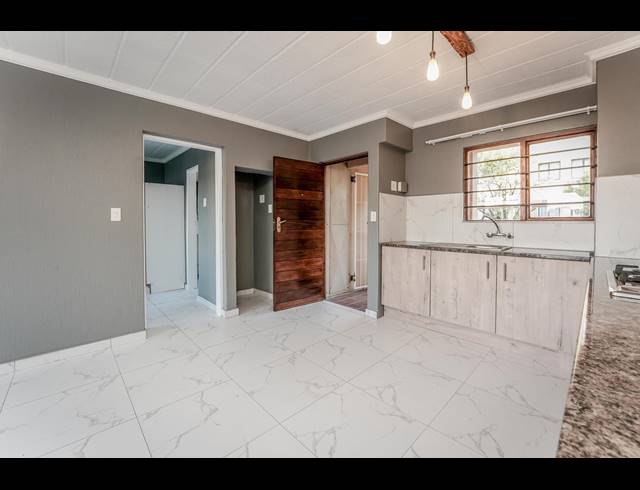 1 BEDROOM APARTMENT RENTED IN WELTEVREDEN PARK